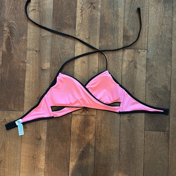 Victoria Secret body wrap black bikini top - Picture 3 of 3